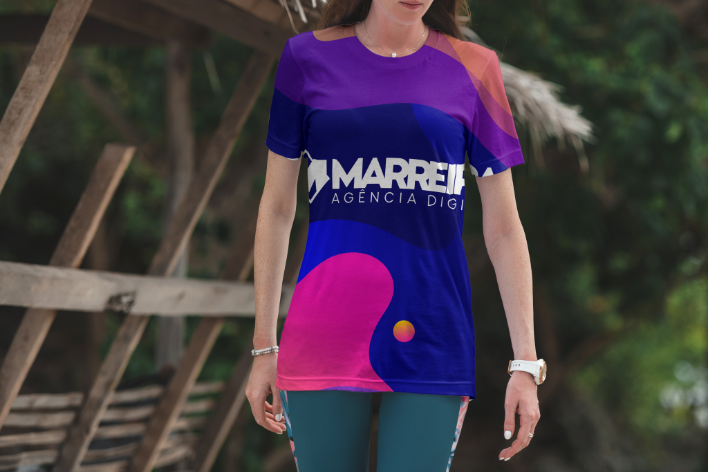 Pack de Mockups de Camisas Feminina e Masculina – 100% Editável